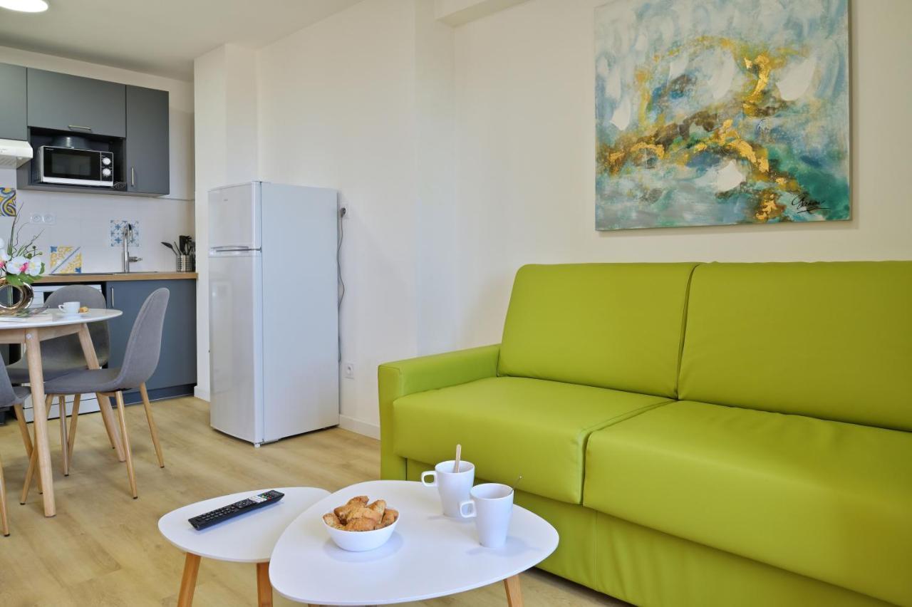 Easy Aparthotel 2*